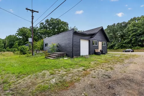Exterior - 7820 Cascade, Ada, MI 49301 photo 3 of 7