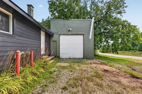Exterior - 7820 Cascade, Ada, MI 49301 photo 4 of 7