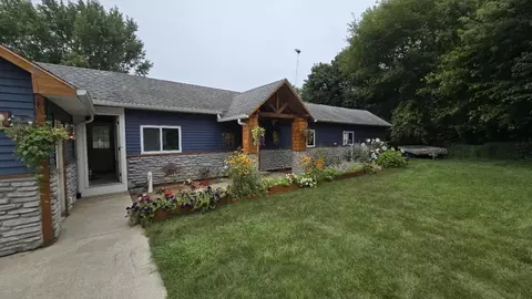 11118 E Grand Riv, Portland, MI 48875