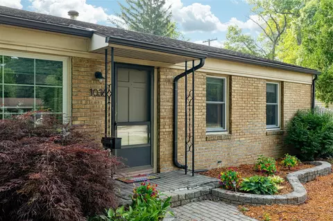 1036 N Maple, Ann Arbor, MI 48103