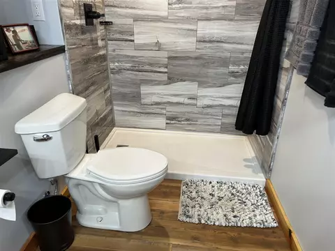 Bath - 21640 E Rdg, Update, MI 49839 photo 1 of 5
