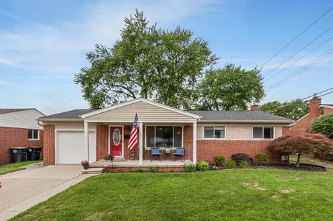 10115 Bassett, Livonia, MI 48150