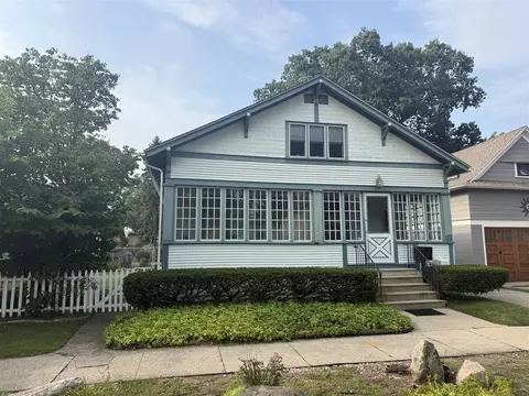 27 E Southern, Muskegon, MI 49442