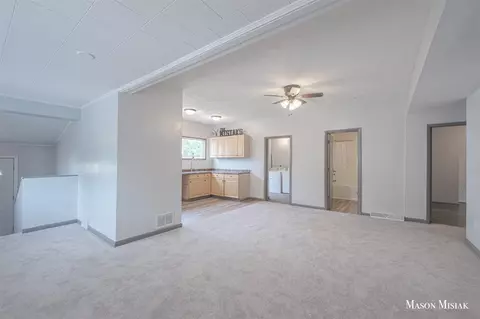 Living - 636 Hackett, Ionia, MI 48846 photo 3 of 8