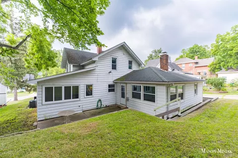 Exterior - 636 Hackett, Ionia, MI 48846 photo 4 of 4