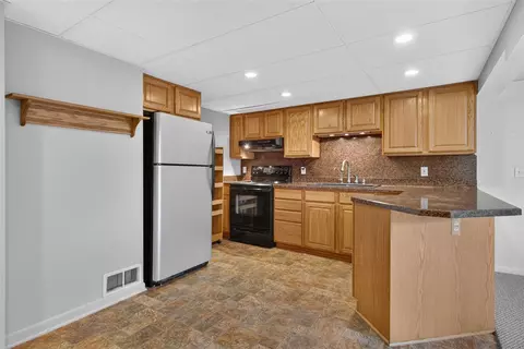 Kitchen - 415 Richard, Spring Arbor, MI 49283 photo 10 of 11