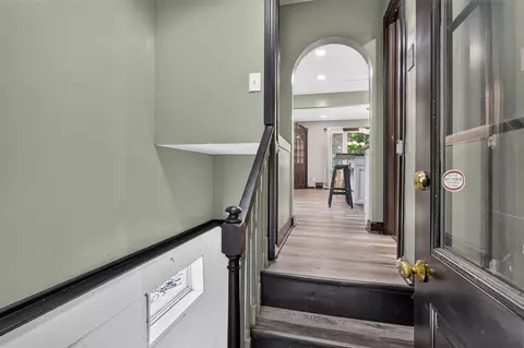 Entry Way - 5006 S Jackson, Jackson, MI 49201 photo 1 of 1