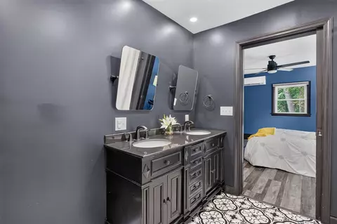 Bath - 5006 S Jackson, Jackson, MI 49201 photo 2 of 3