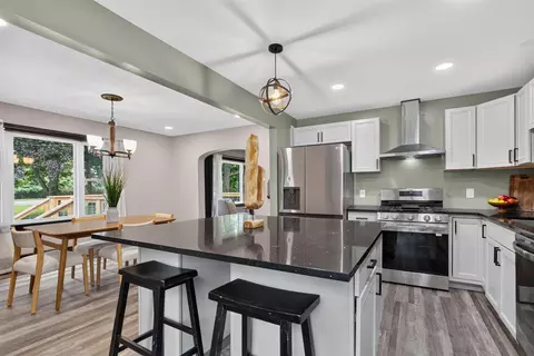 Kitchen - 5006 S Jackson, Jackson, MI 49201 photo 3 of 5