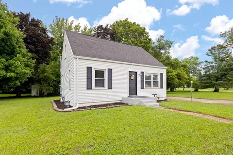 Exterior - 515 E Russell, Tecumseh, MI 49286 photo 4 of 6