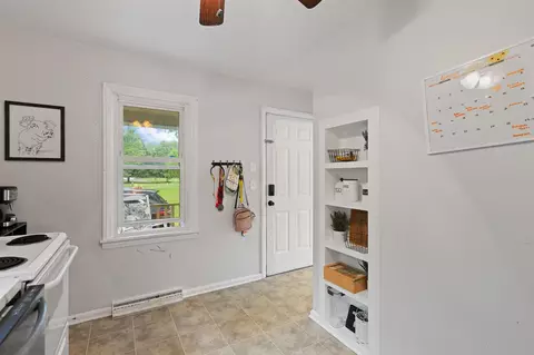 Entry Way - 515 E Russell, Tecumseh, MI 49286 photo 1 of 2