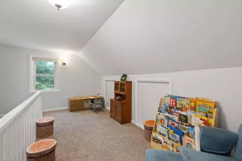 Entry Way - 515 E Russell, Tecumseh, MI 49286 photo 2 of 2