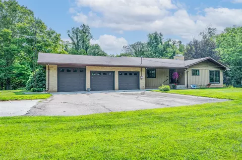 9254 Garr, Berrien Springs, MI 49103
