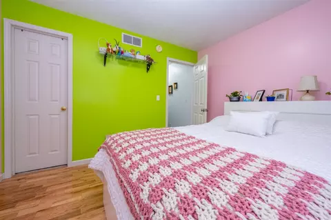 Bedroom - 5324 Becht, Coloma, MI 49038 photo 3 of 3