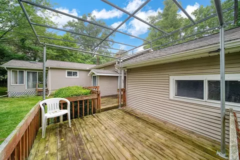 Exterior - 10935 Warner, Concord, MI 49237 photo 5 of 10