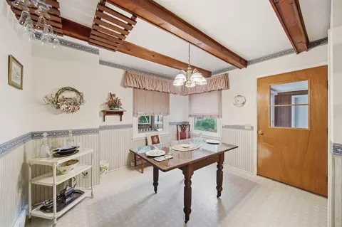 Dining - 10935 Warner, Concord, MI 49237 photo 1 of 2