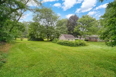 Exterior - 10935 Warner, Concord, MI 49237 photo 7 of 10
