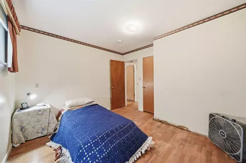 Bedroom - 10935 Warner, Concord, MI 49237 photo 3 of 5