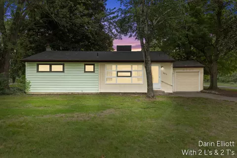 8874 Eastern, Greenville, MI 48838
