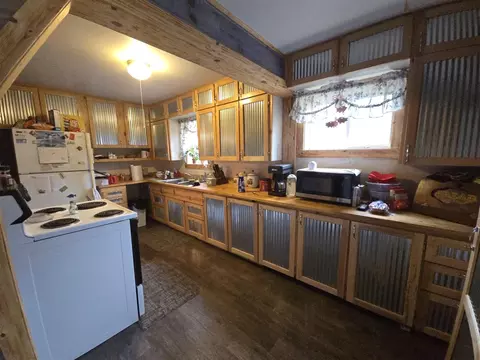 Kitchen - 804 E State, Colon, MI 49040 photo 4 of 4