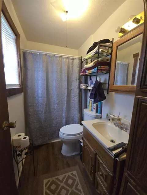 Bath - 804 E State, Colon, MI 49040 photo 1 of 1