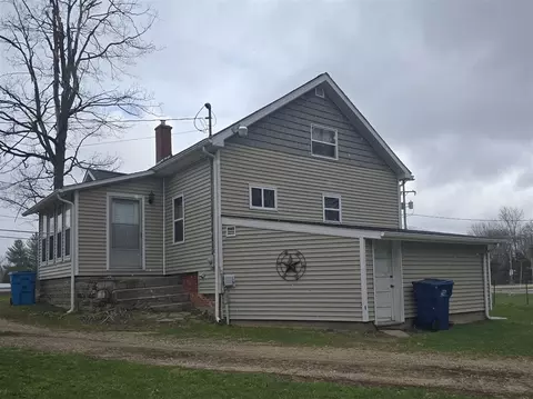 Exterior - 804 E State, Colon, MI 49040 photo 6 of 11