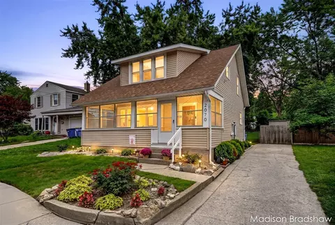 2070 Monroe, Grand Rapids, MI 49505