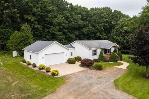 5891 S 44th, New Era, MI 49446