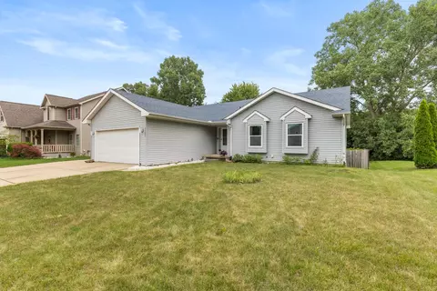 Exterior - 1121 Durango, Lansing, MI 48917 photo 6 of 6