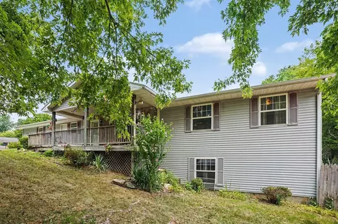 1946 Nazareth, Kalamazoo, MI 49048