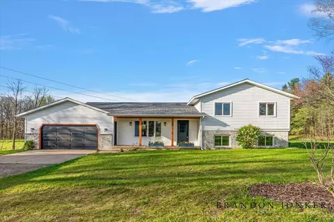 9095 76th, Alto, MI 49302