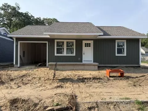 367 E Frst, Muskegon, MI 49442