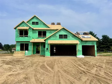 2147 Emerald Shr, Grand Rapids, MI 49505