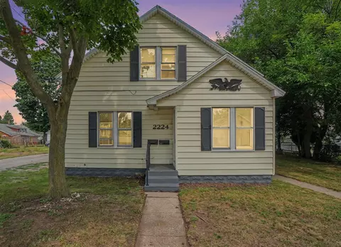 2224 Denmark, Muskegon, MI 49441