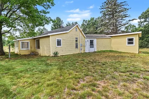 10553 N Us 31, Free Soil, MI 49411