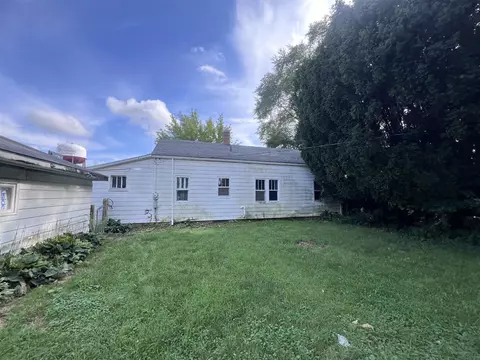 Exterior - 703 E Front, Buchanan, MI 49107 photo 6 of 6