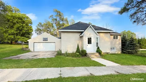 716 Root, Belding, MI 48809