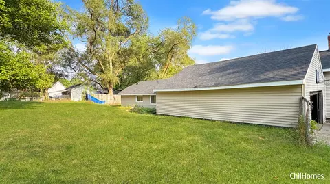 Exterior - 716 Root, Belding, MI 48809 photo 4 of 7