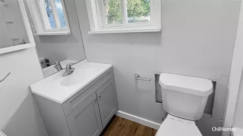 Bath - 716 Root, Belding, MI 48809 photo 6 of 7