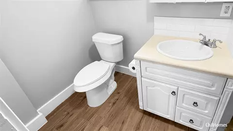 Bath - 716 Root, Belding, MI 48809 photo 1 of 7