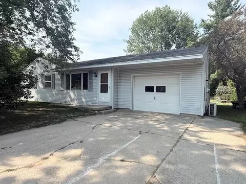 306 W Beryl, Scottville, MI 49454