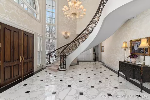 Entry Way - 560 Saddlebrook, Ada, MI 49301 photo 1 of 10
