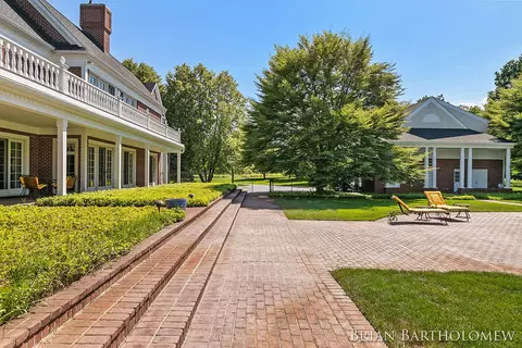 Exterior - 560 Saddlebrook, Ada, MI 49301 photo 9 of 17