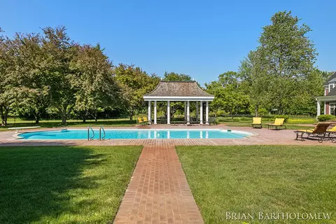Exterior - 560 Saddlebrook, Ada, MI 49301 photo 12 of 17
