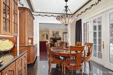 Dining - 560 Saddlebrook, Ada, MI 49301 photo 2 of 5