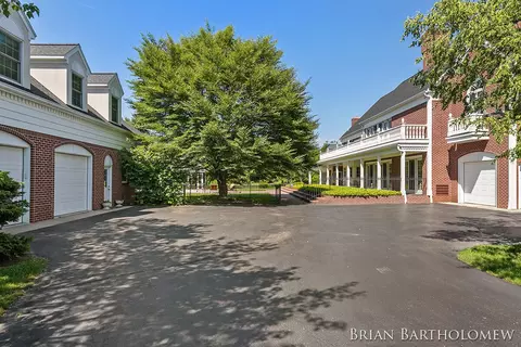 Exterior - 560 Saddlebrook, Ada, MI 49301 photo 7 of 17