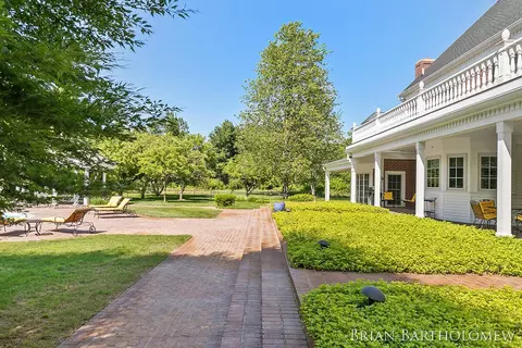 Exterior - 560 Saddlebrook, Ada, MI 49301 photo 8 of 17