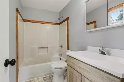 Bath - 8312 48th, Covert, MI 49043 photo 1 of 2