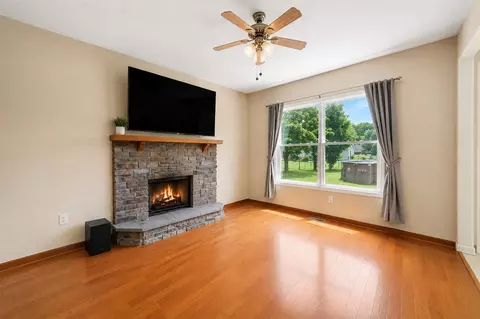 Living - 2380 David, Niles, MI 49120 photo 3 of 3