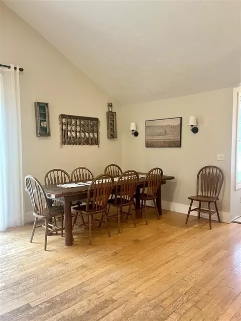 Dining - 4724 Flat Riv, Belding, MI 48809 photo 2 of 3